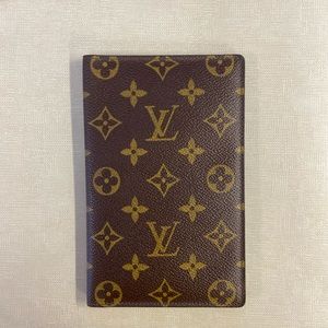 Authentic LV MoNo Passport/Checkbook